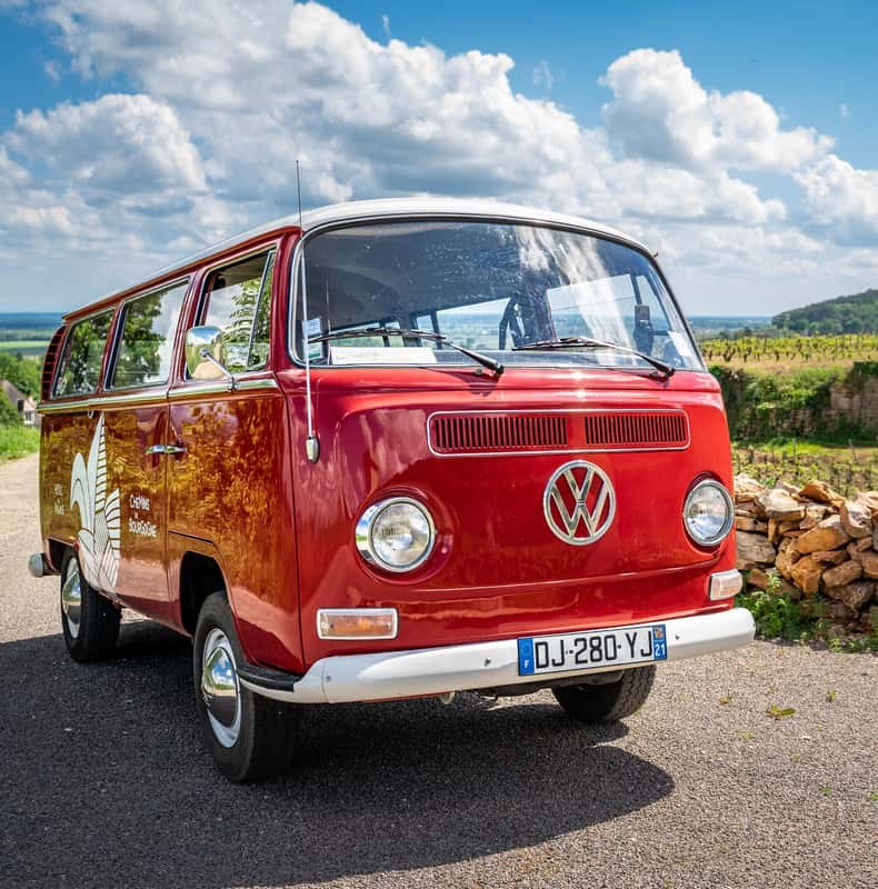 Dijon: Burgundy Small-group Vintage Van Tour
